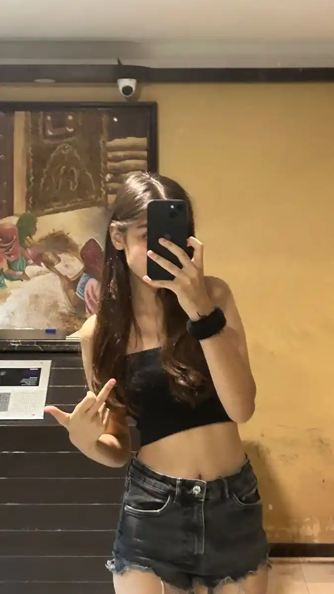 hide-face-girl-dp hide-face-girl-dp