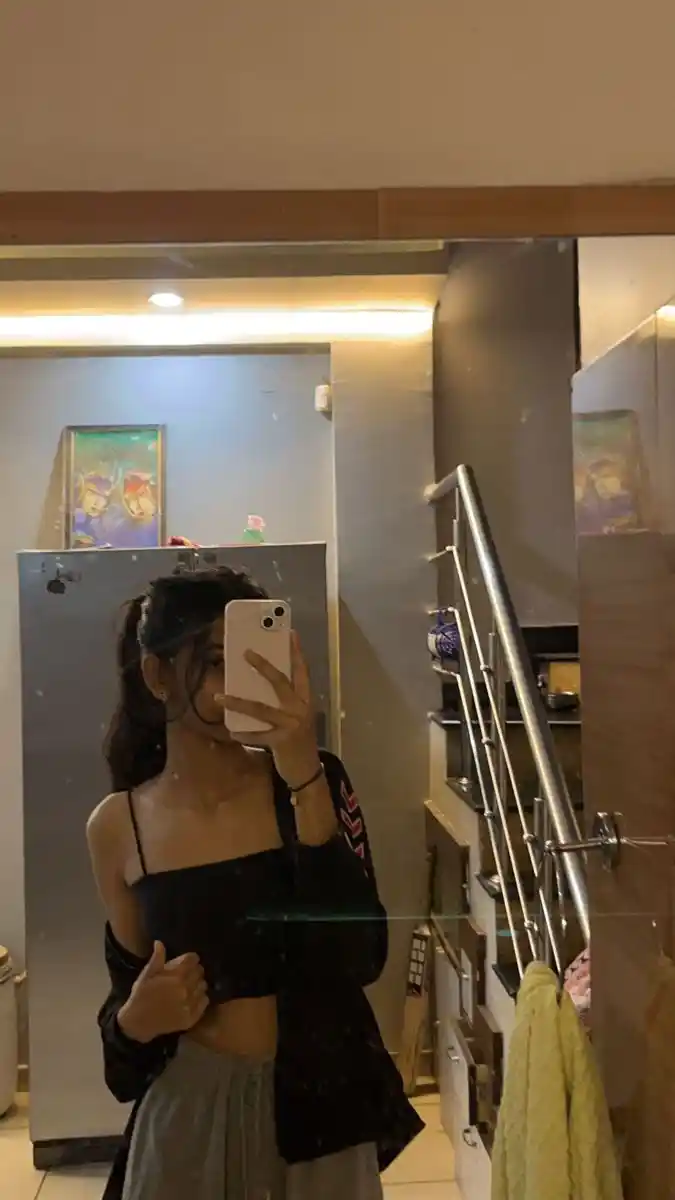 real-hide-face-girl-pic real-hide-face-girl-pic