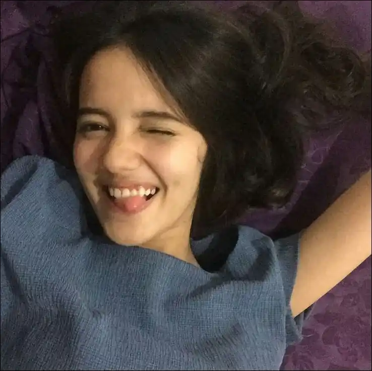 stylish-girls-dp-images attitude-girls-dp-images